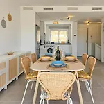 Townhouse In Oceana Gardens, Cancelada Естепона