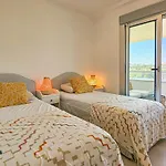 Будинок відпочинку Townhouse In Oceana Gardens, Cancelada