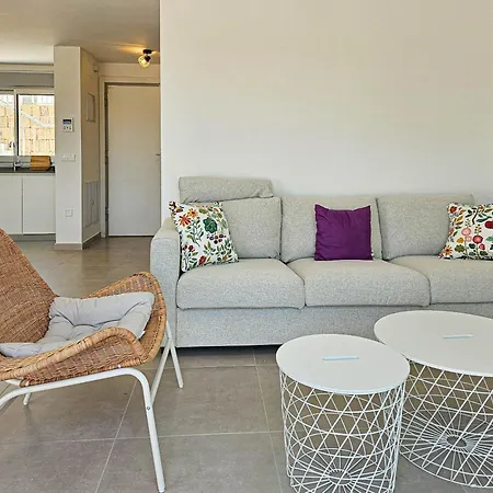 Townhouse In Oceana Gardens, Cancelada